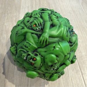 The Last Kids on Earth 6" Zombie Ball w/Zombie Sounds Jakks